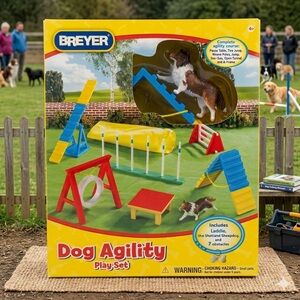 Discontinued Breyer Dog Agility Play Set